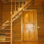 у романа Lodge