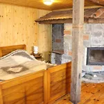 Lodge у романа Verkhneye Sinevidnoye