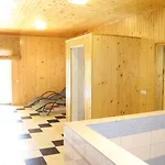 Lodge у романа