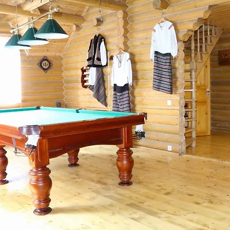 у романа Lodge *